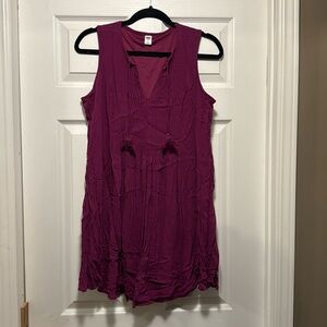 Ladies Flowy Tunic Dress with pleats size large